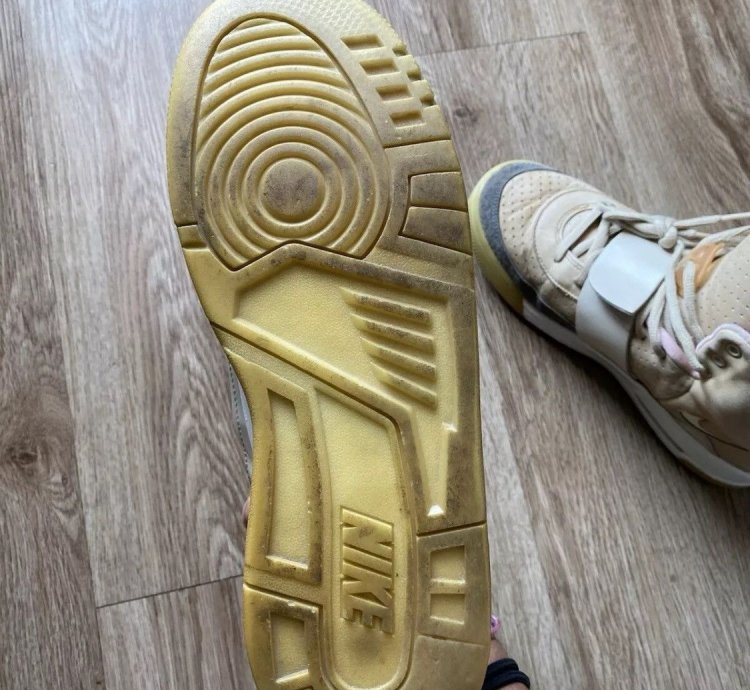 Nike Yeezy 1 Net Tan 2009 Size 10