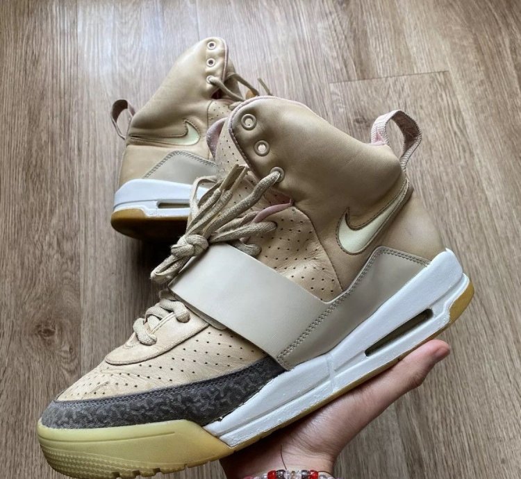 Nike Yeezy 1 Net Tan 2009 Size 10