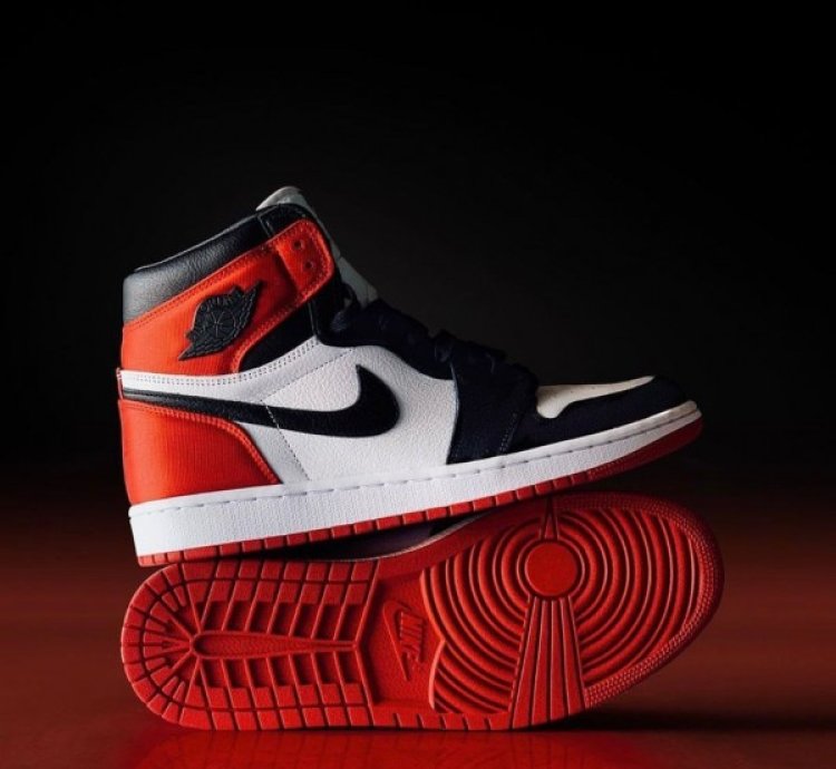 Nike Air Jordan 1 High Satin Black Toe Basketball Sneakers Semi Ua