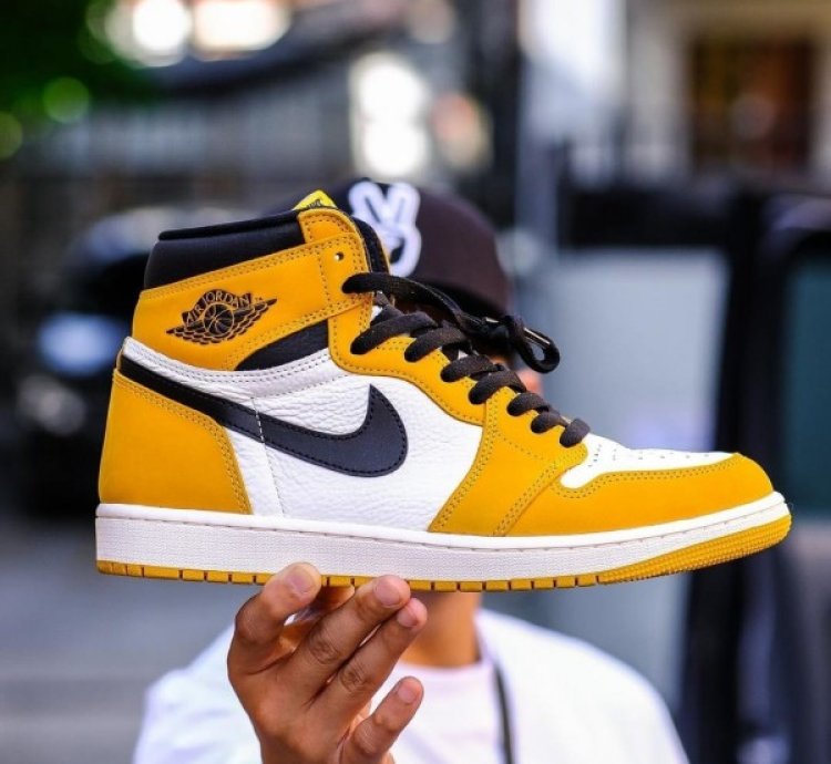 Nike Air Jordan 1 High Yellow Ocher Black Basketball Sneakers Semi Ua