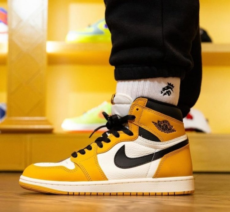 Nike Air Jordan 1 High Yellow Ocher Black Basketball Sneakers Semi Ua