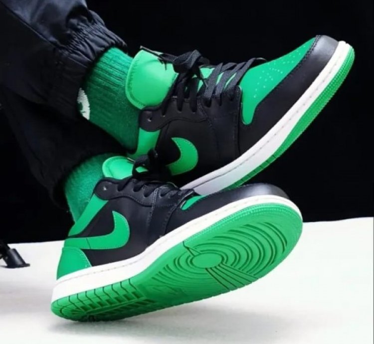 Nike Air Jordan 1 Low Black Lucky Green Basketball Sneakers
