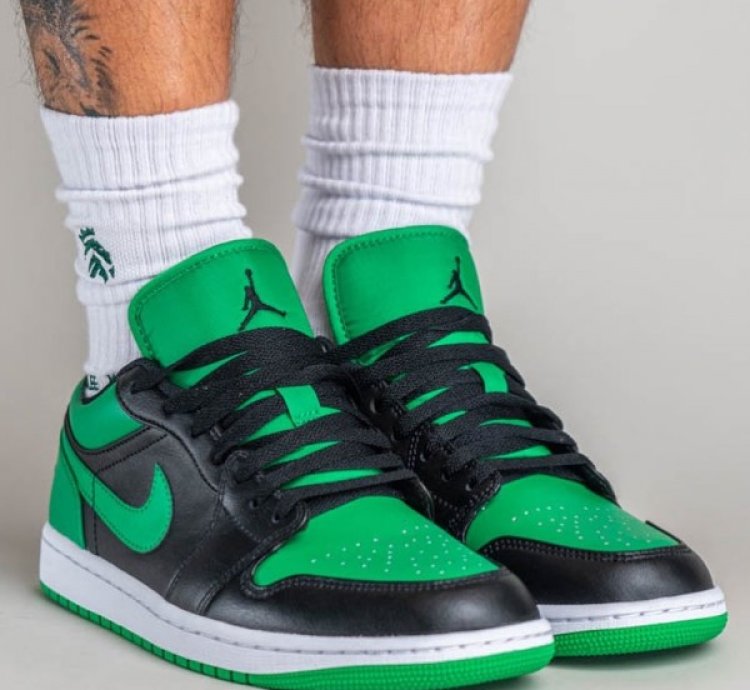 Nike Air Jordan 1 Low Black Lucky Green Basketball Sneakers