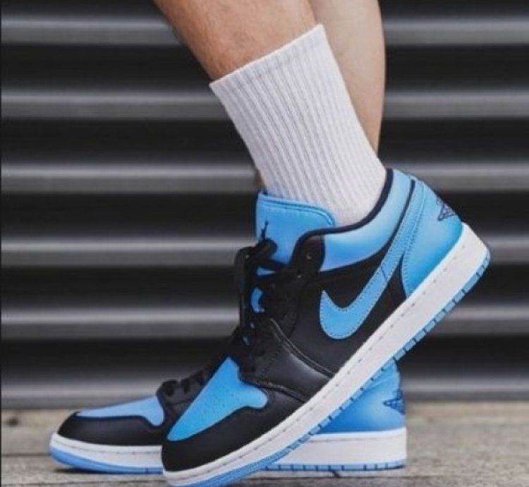 Nike Air Jordan 1 Low Black University Blue Basketball Sneakers