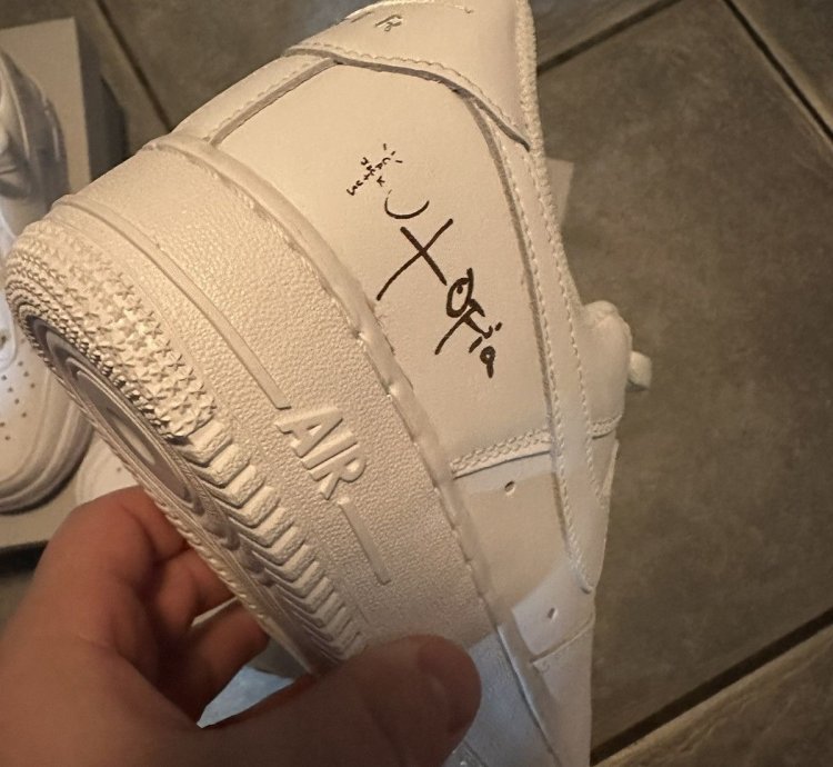 Travis Scott Utopia Nike Air Force 1