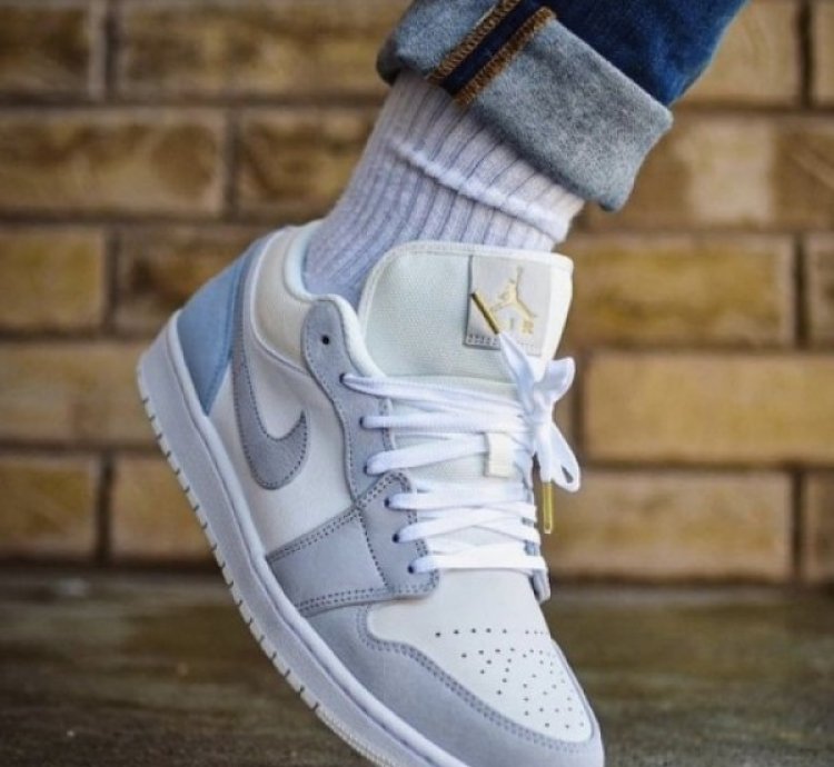 Nike Air Jordan 1 Low Paris Basketball Sneakers