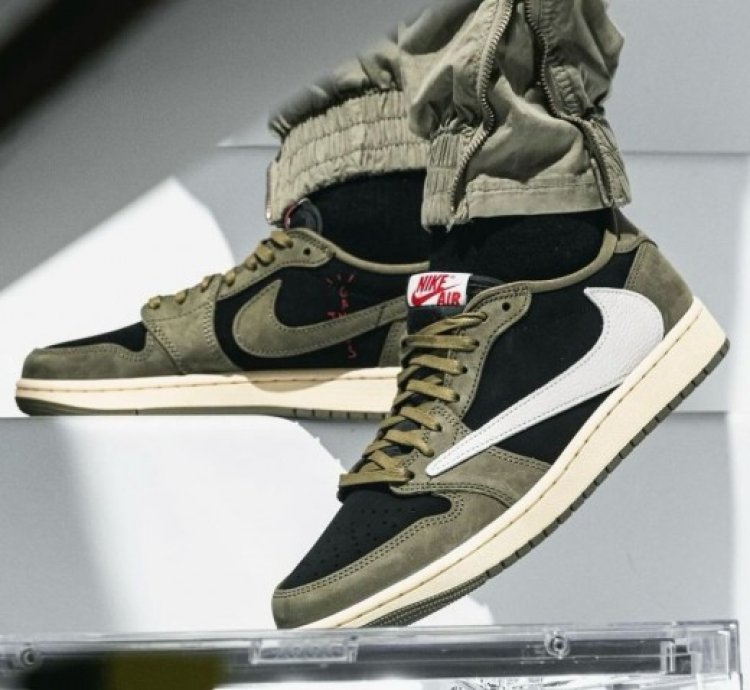 Nike Air Jordan 1 Low Travis Scott Black Olive Basketball Sneakers