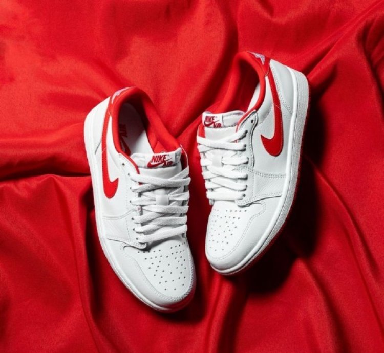 Nike Air Jordan 1 Low University Red Basketball Sneakers