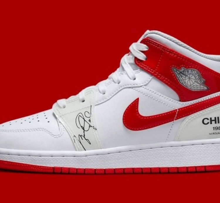 Nike Air Jordan 1 Mid Rookie Season Basketball Sneakers