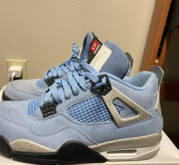 Unc Blue Air Jordan 4
