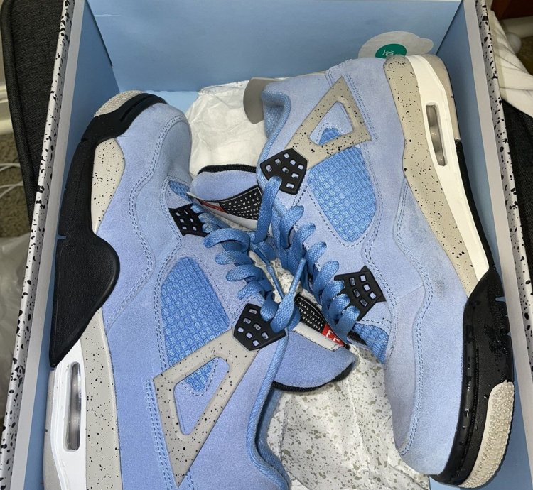 Unc Blue Air Jordan 4