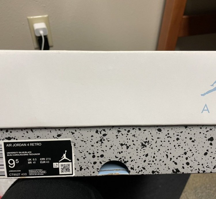 Unc Blue Air Jordan 4