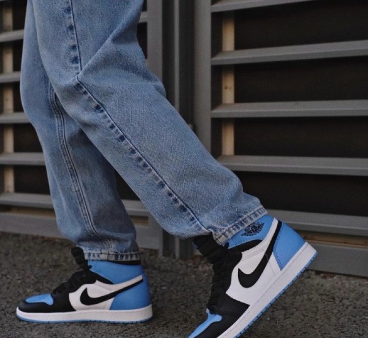 Nike Air Jordan 1 Unc Toe Blue Basketball Sneakers Semi Ua