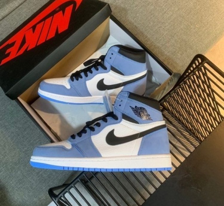 Nike Air Jordan 1 University Blue Basketball Sneakers Semi Ua