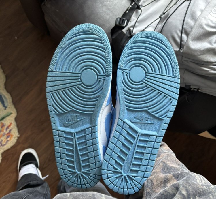 Unc Wmns Air Jordan 1s