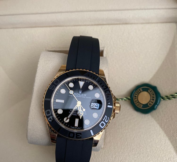 Rolex Yacht-master 42 Full Set Date In 12 2023