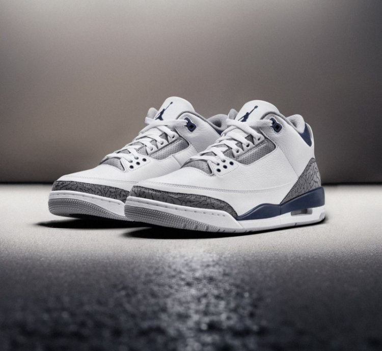 Nike Air Jordan 3 Midnight Navy Basketball Sneakers