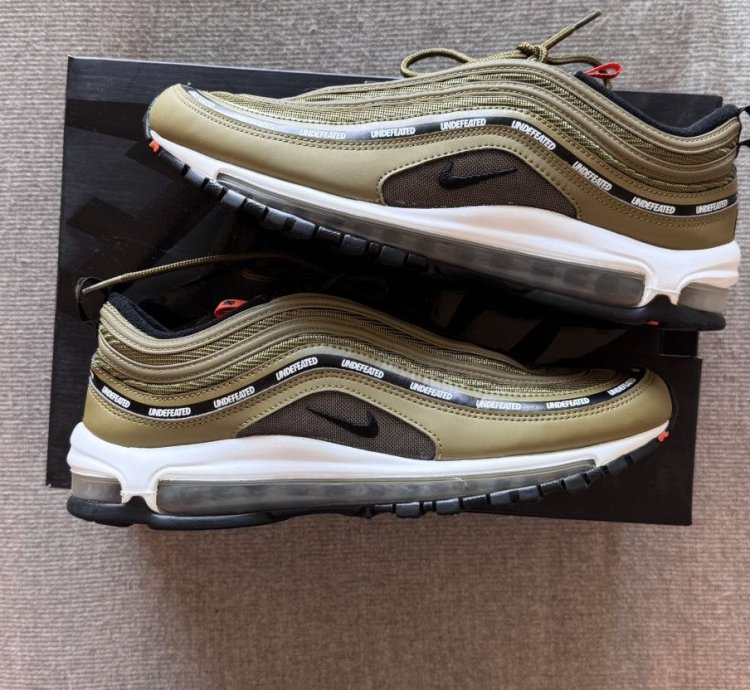 Undefeated Air Max 97 Militia Green 11