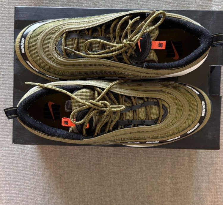 Undefeated Air Max 97 Militia Green 11