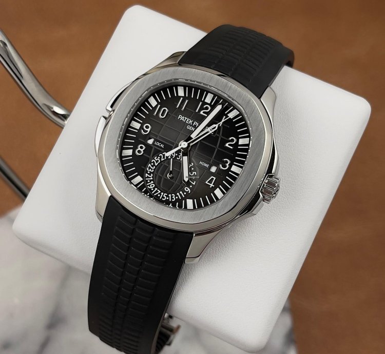 Patek Philippe Aquanaut Travel Time 5164 Dual Time Zone Complete Set In Stock