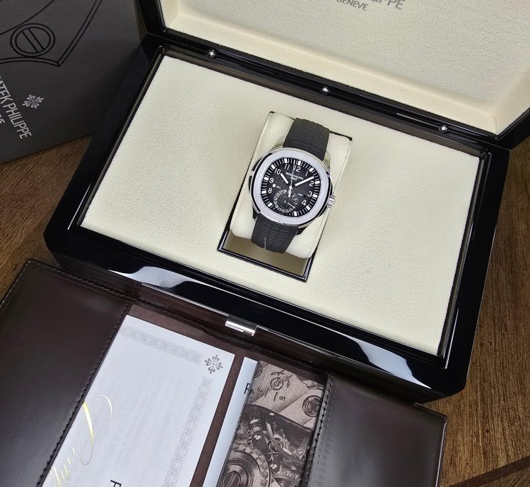 Patek Philippe Aquanaut Travel Time 5164a Stainless Steel
