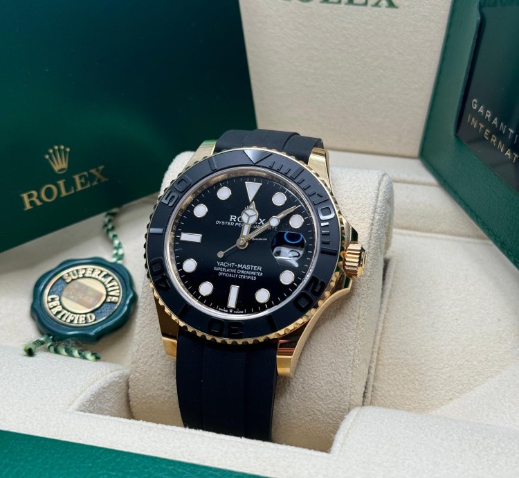 Rolex Yacht-master 42 New 2023 Yellow Gold Oysterflex Rubber Strap 18kt 226658