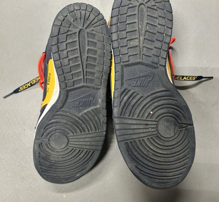 Off White Nike Michigan Size 8 41