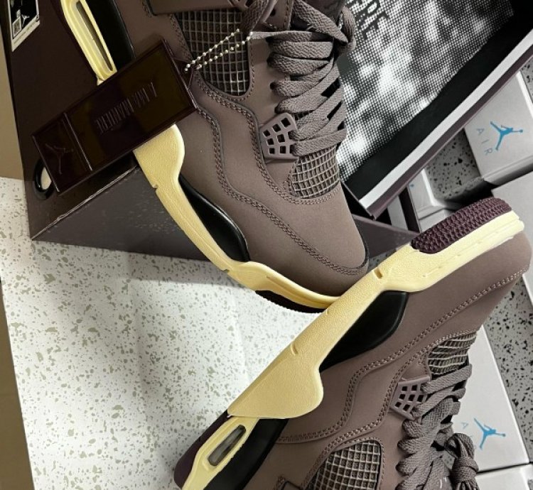 Nike Air Jordan 4 A Ma Maniere Basketball Sneakers