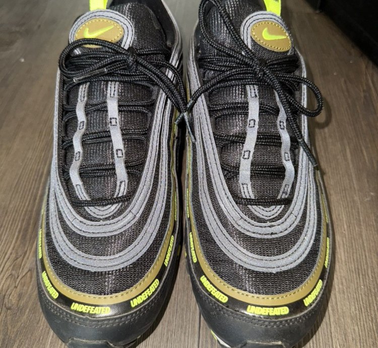 Undefeated Nike Air Max 97