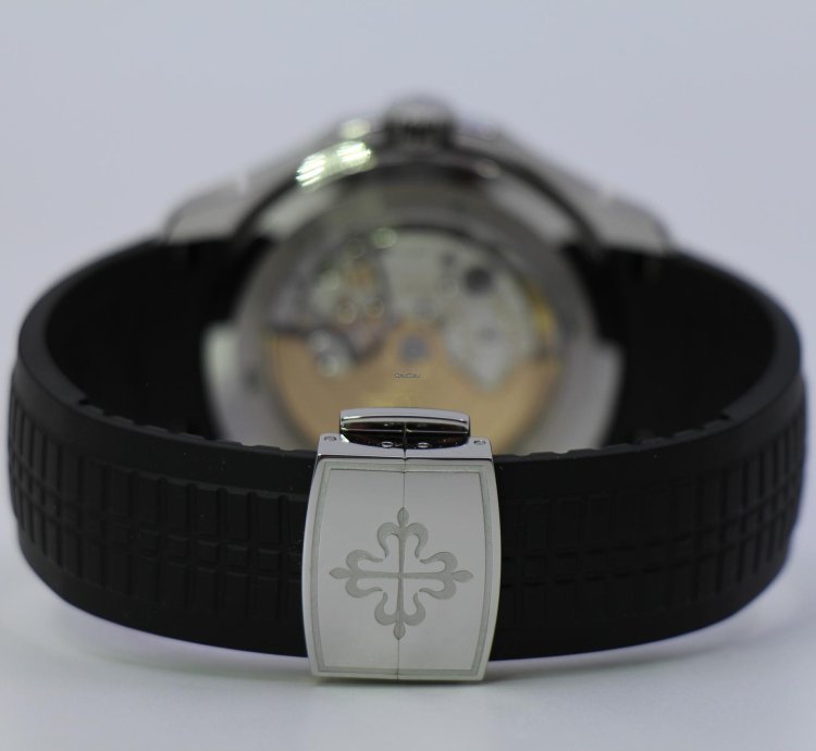 Patek Philippe Aquanaut Travel Time 5164a-001 - Like New - 03 2021