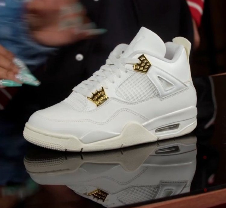 Nike Air Jordan 4 Metalic Sail Gold Basketball Sneakers Semi Ua