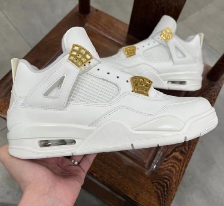Nike Air Jordan 4 Metalic Sail Gold Basketball Sneakers Semi Ua