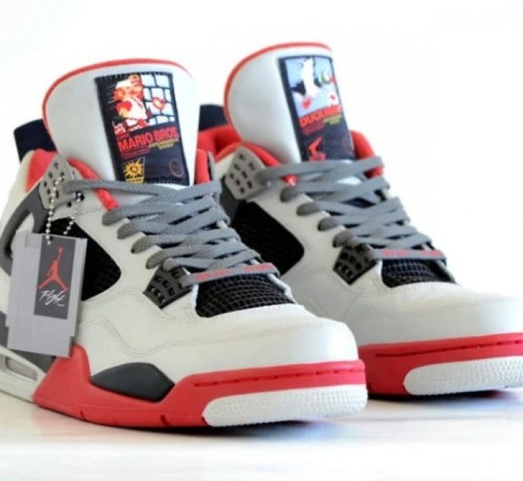 Nike Air Jordan 4 Nes Bred Basketball Sneakers
