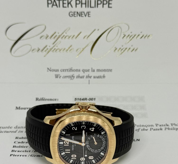 Patek Philippe Aquanaut Travel Time Aquanaut Rose Gold 18kt 5164r