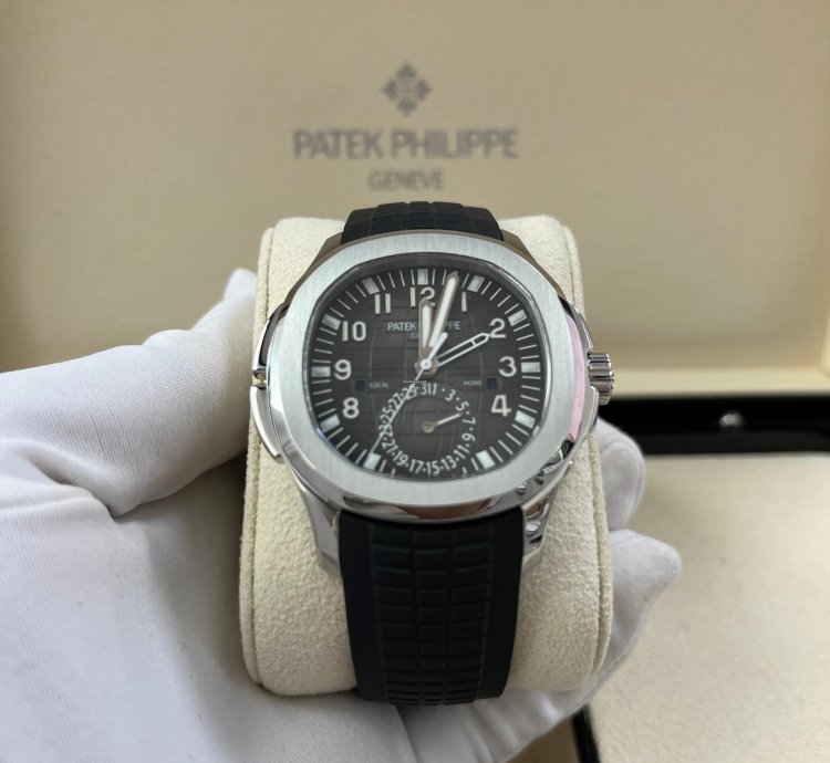 Patek Philippe Aquanaut Travel Time Black Dial 5164a-001