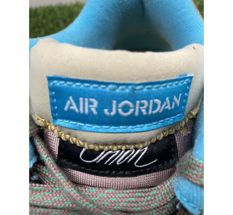 Union La Air Jordan 4 Retro Taupe Haze Worn 1-3x