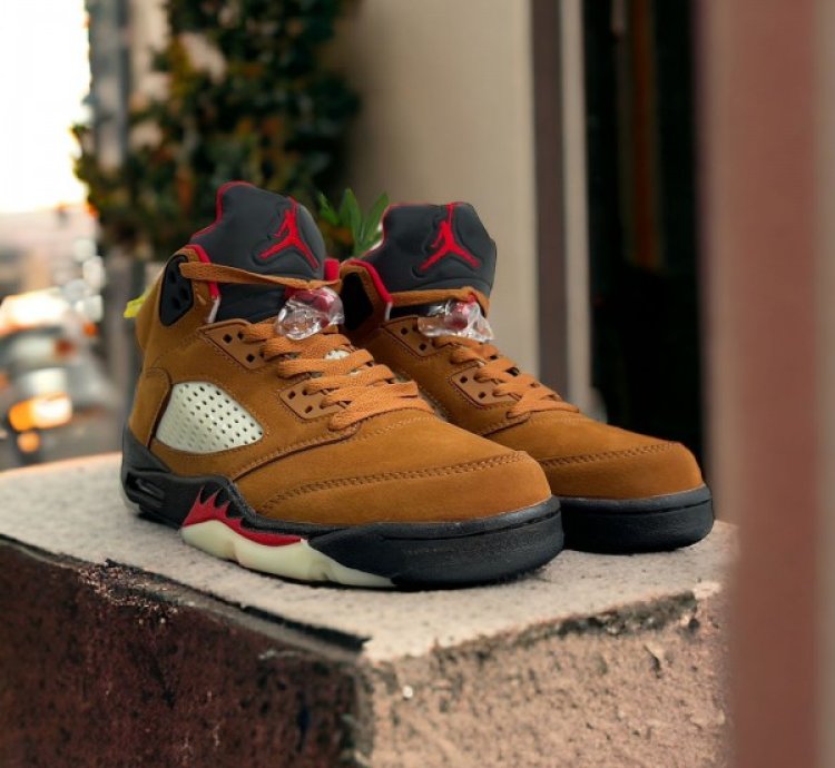 Nike Air Jordan 5 Archaeo Basketball Sneakers