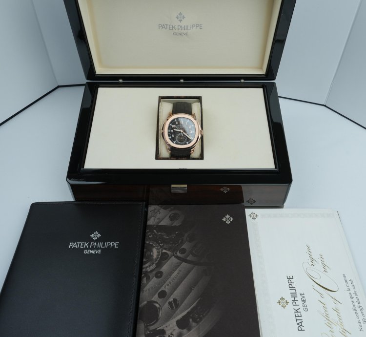 Patek Philippe Aquanaut Travel Time Rose Gold 5164r-001 Complete
