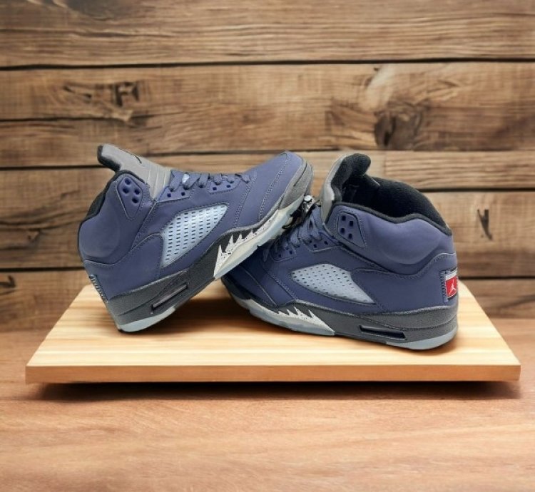 Nike Air Jordan 5 Midnight Navy Basketball Sneakers