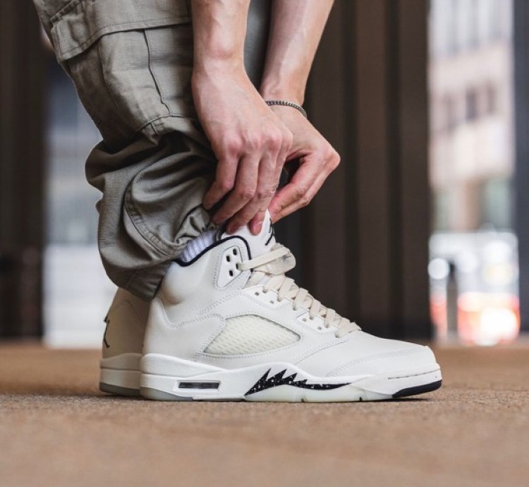Nike Air Jordan 5 Se Sail Basketball Sneakers