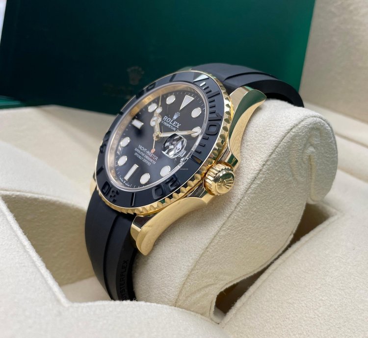 Rolex Yacht-master 42 New Yacht-master 42mm 226658 Yellow Gold Black Oysterflex Rubber Strap Strap