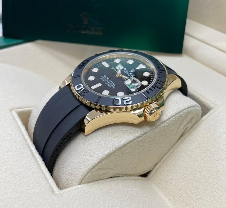 Rolex Yacht-master 42 New Yacht-master 42mm 226658 Yellow Gold Black Oysterflex Rubber Strap Strap