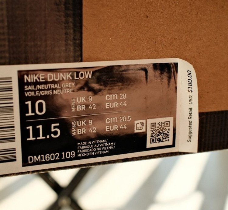 Off-white Nike Dunk Low - Lot 9