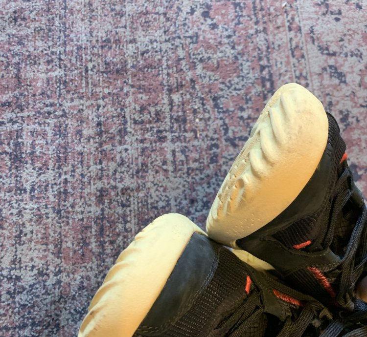 Union La Jordan Delta Mid Off Noir