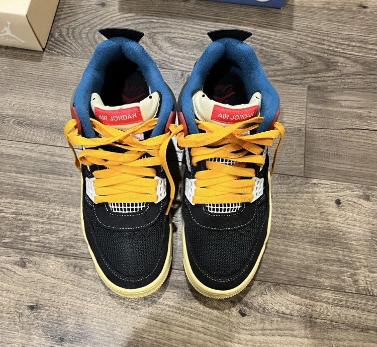 Union La Nike Air Jordan 4 Off Noir