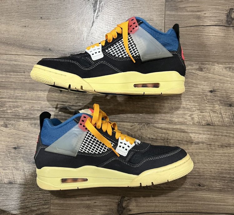 Union La Nike Air Jordan 4 Off Noir