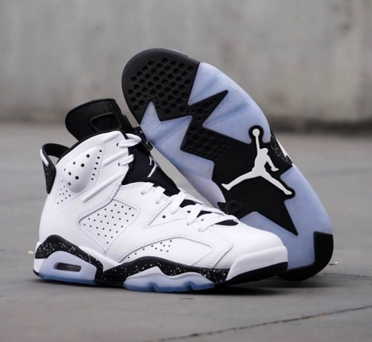 Nike Air Jordan 6 Reverse Oreo Basketball Sneakers