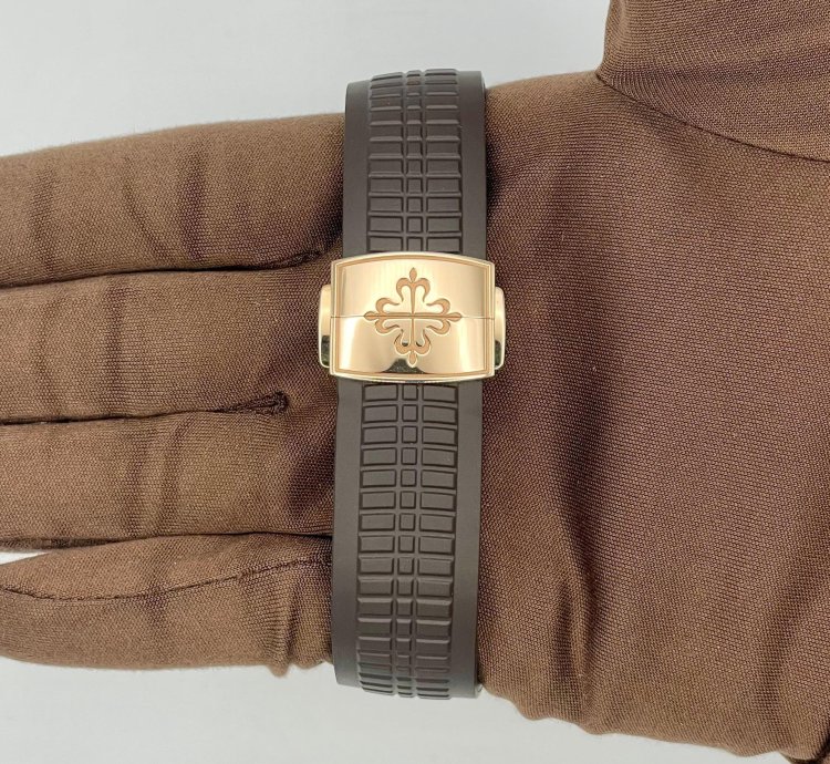 Patek Philippe Aquanaut Very Good 2024 Aquanaut Chronograph 5968r-001