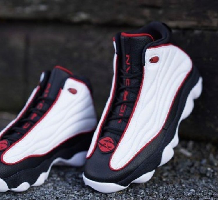 Nike Air Jordan Pro Strong Bred Basketball Sneakers