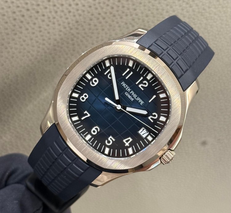 Patek Philippe Aquanaut White Gold Aquanaut